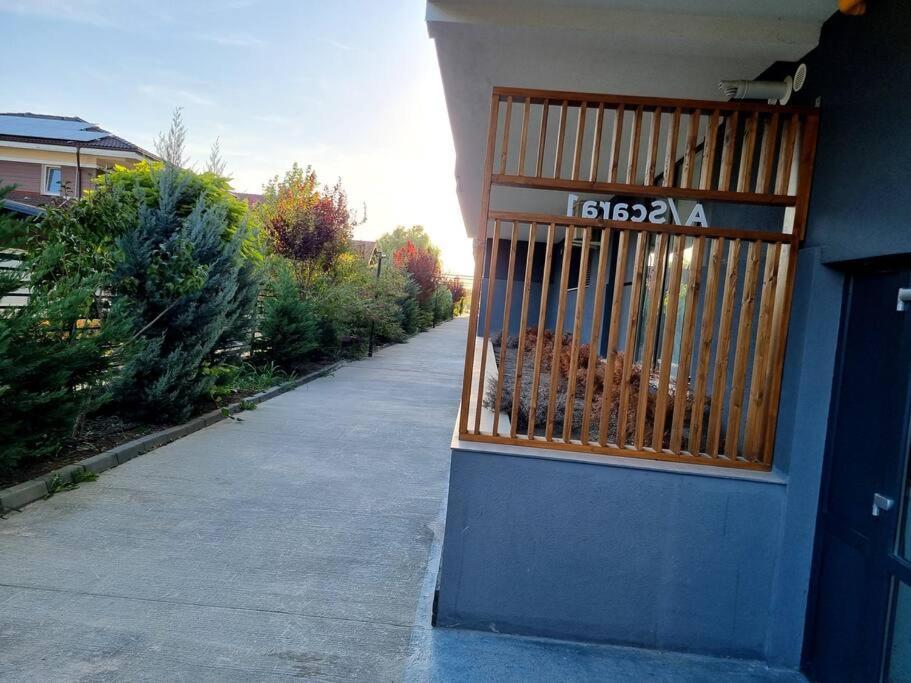 Apartament Cwa 1 Aeroport Otopeni Esterno foto
